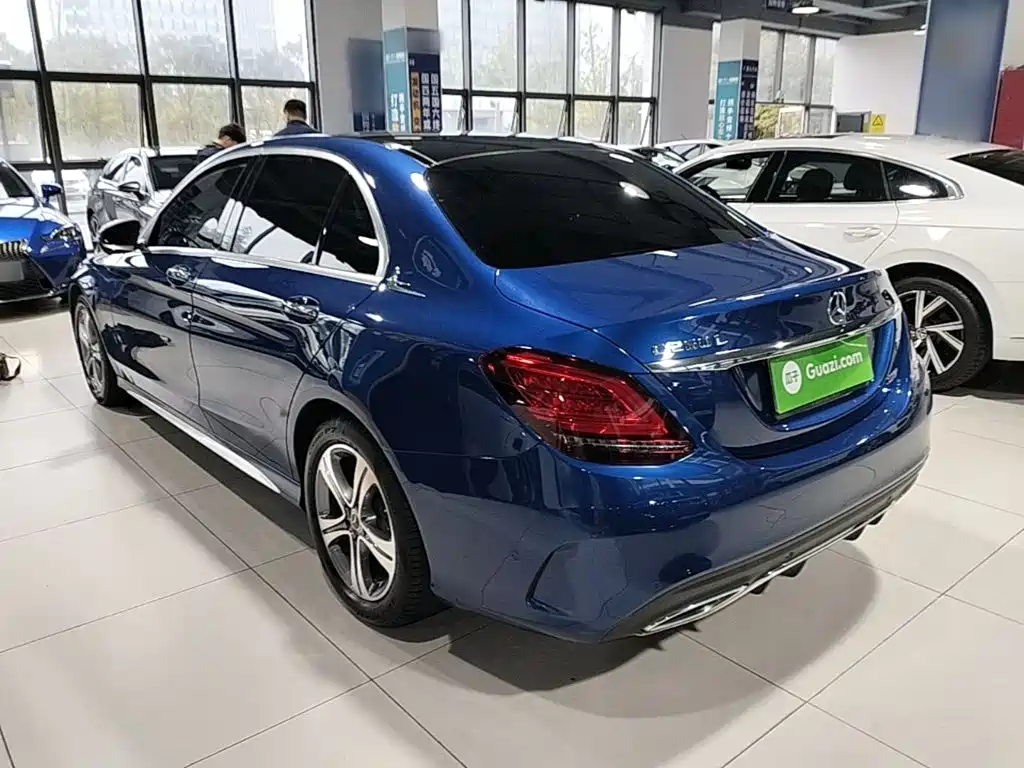 Mercedes-Benz C-Class — миниатюра 5