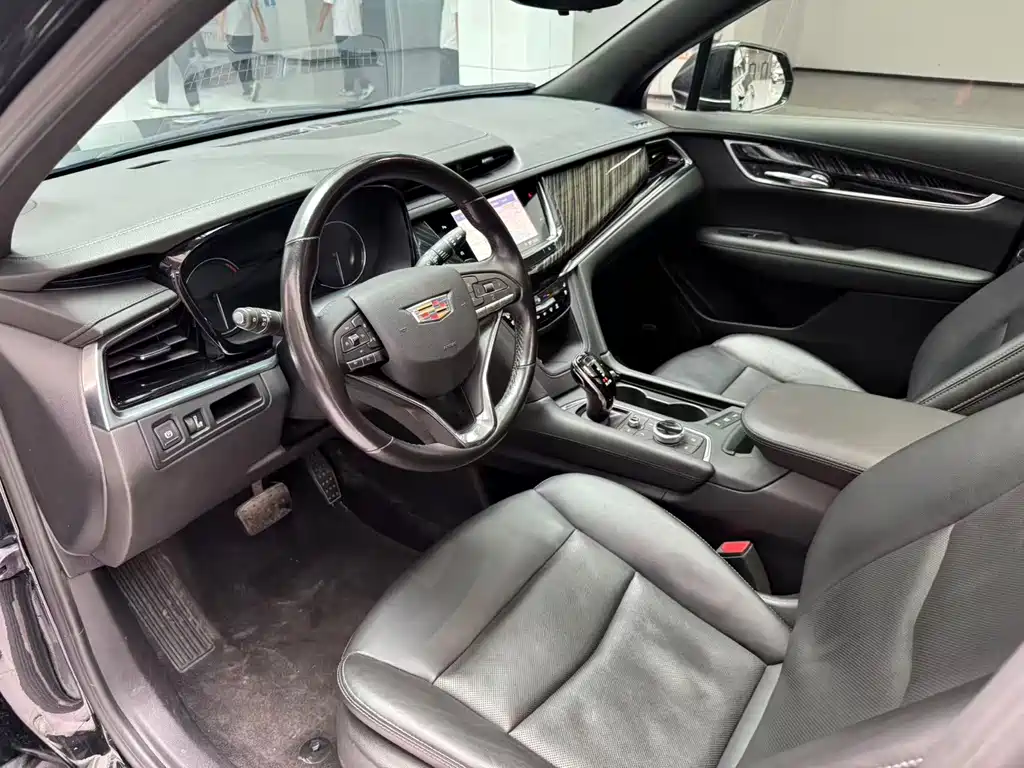 Cadillac XT6 — миниатюра 11