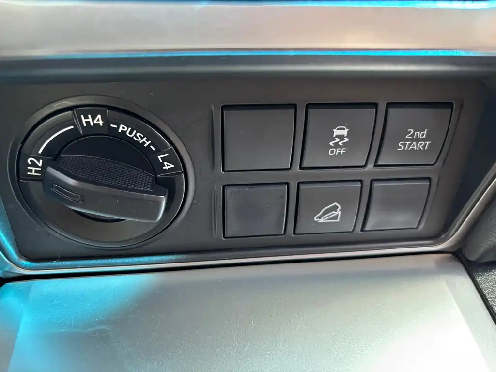 Toyota Prado — миниатюра 16