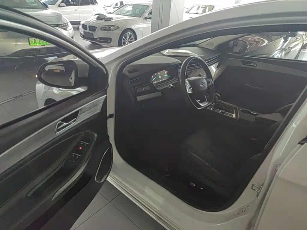 Chery Arrizo 5 PLUS — миниатюра 16