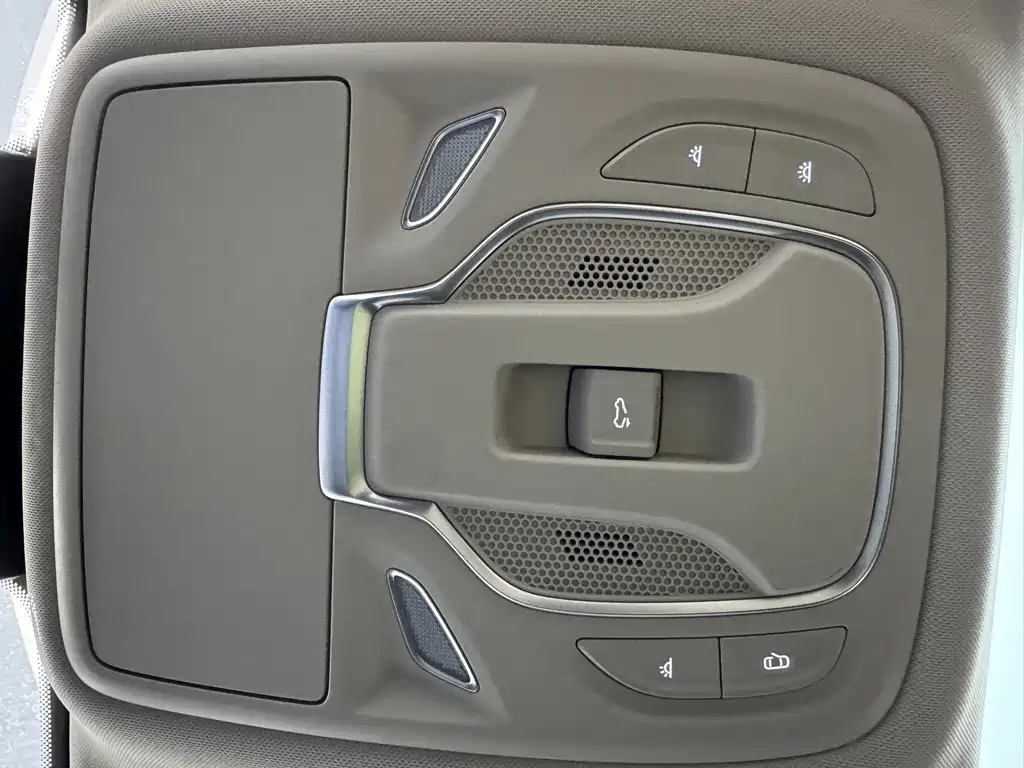 Roewe D7 — миниатюра 27