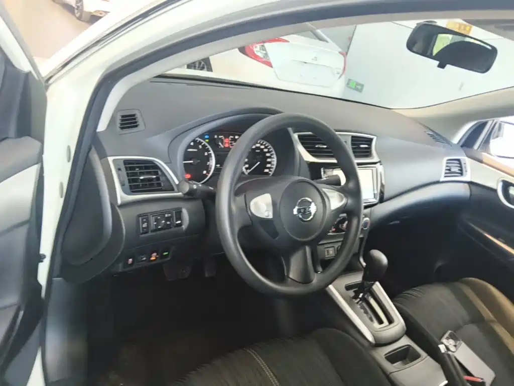 Nissan Sylphy — миниатюра 10