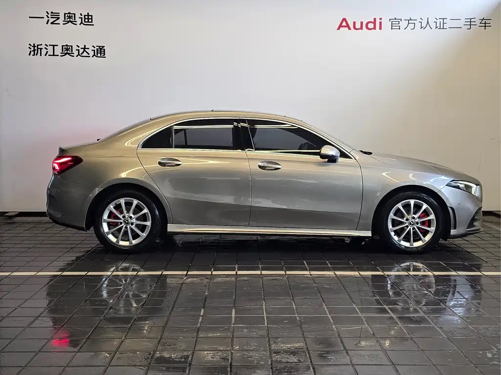 Mercedes-Benz A-Class — миниатюра 13