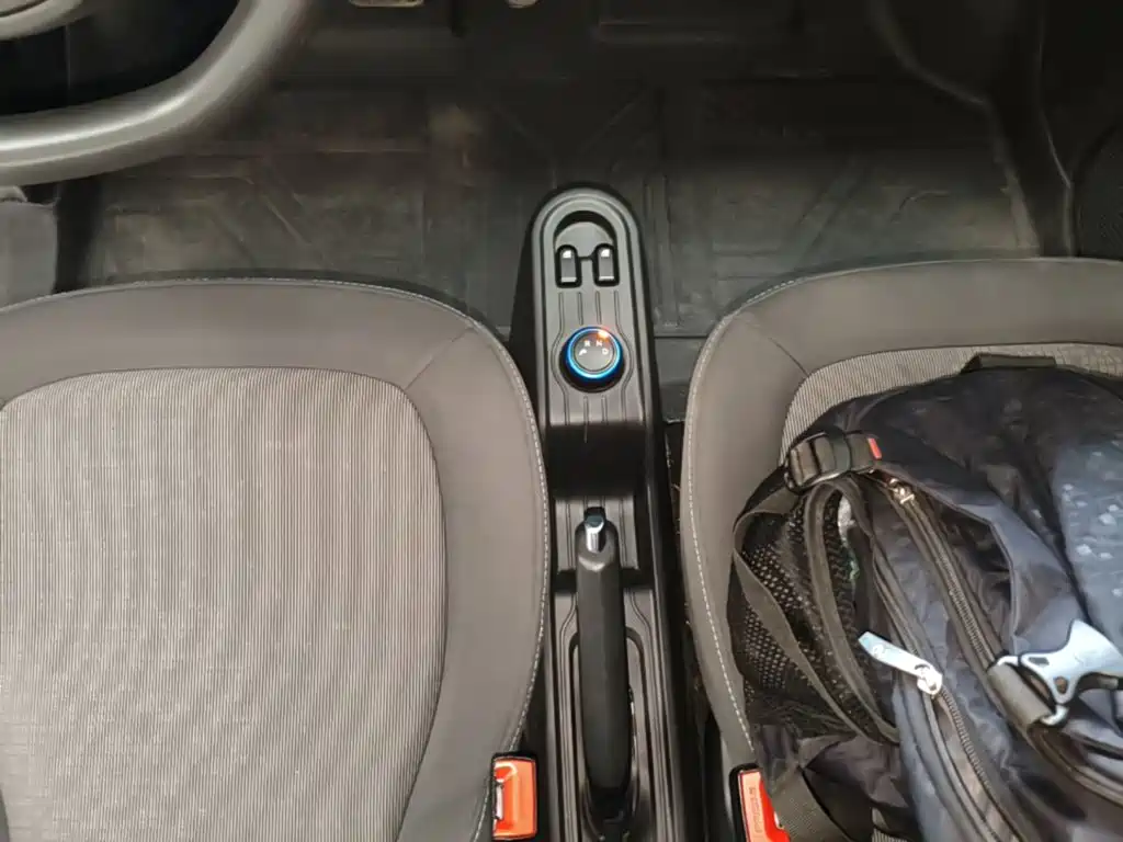 Wuling MINIEV — миниатюра 14