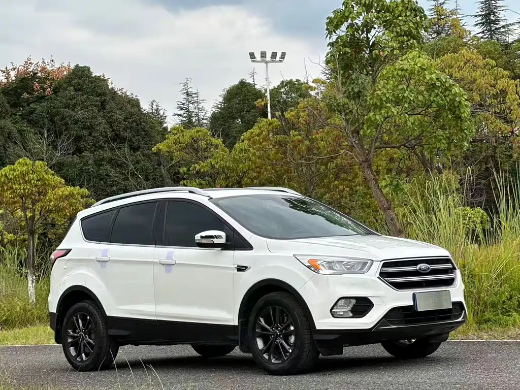 Ford Kuga — миниатюра 3