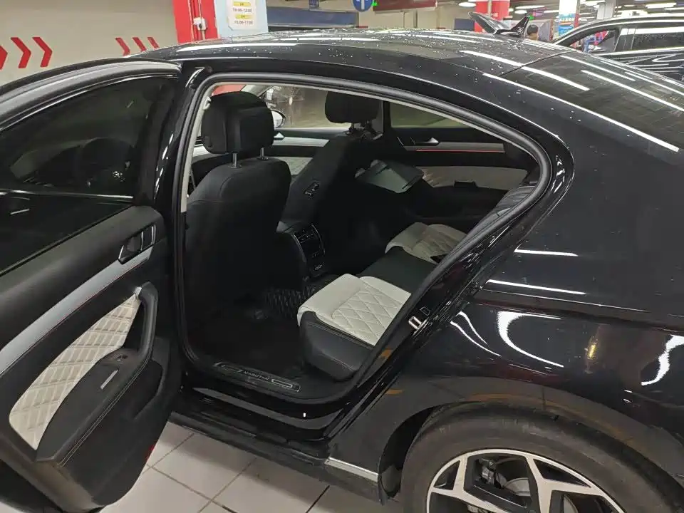 Volkswagen Magotan — миниатюра 6