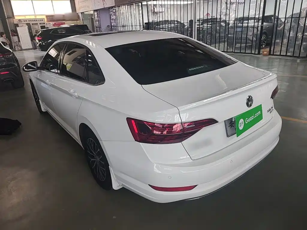 Volkswagen Sagitar — миниатюра 5