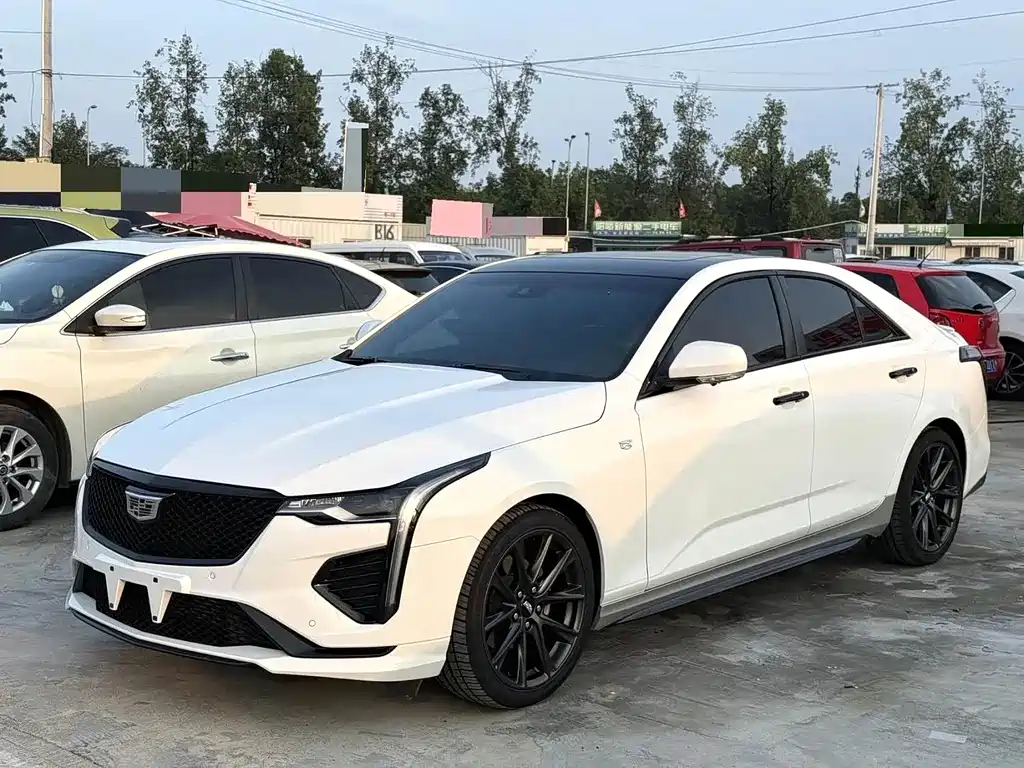 Cadillac CT4