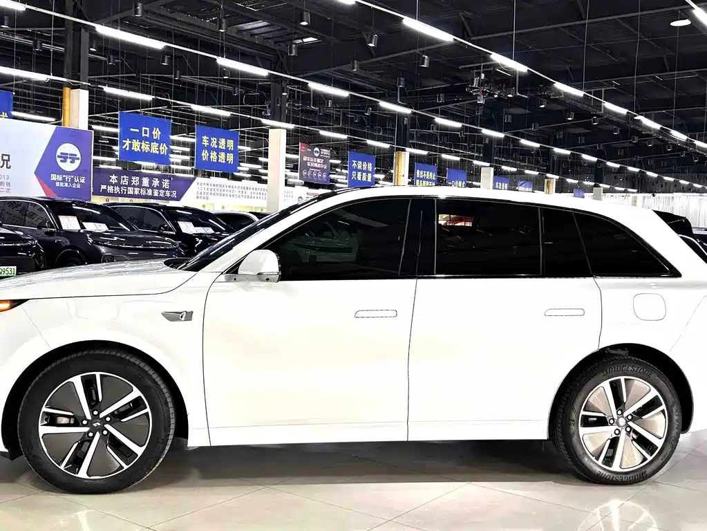 Li Auto Li L6 — миниатюра 3