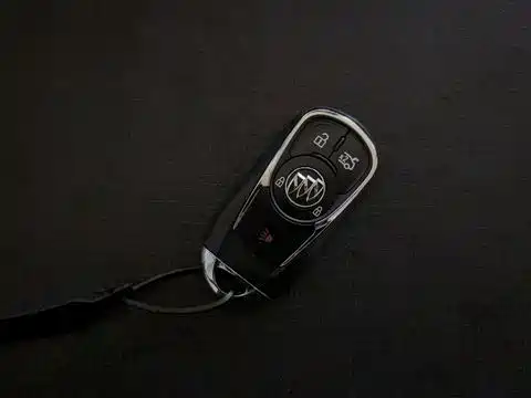Buick Regal — миниатюра 8