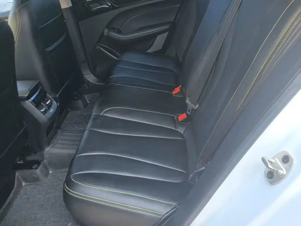 Roewe i5 — миниатюра 17