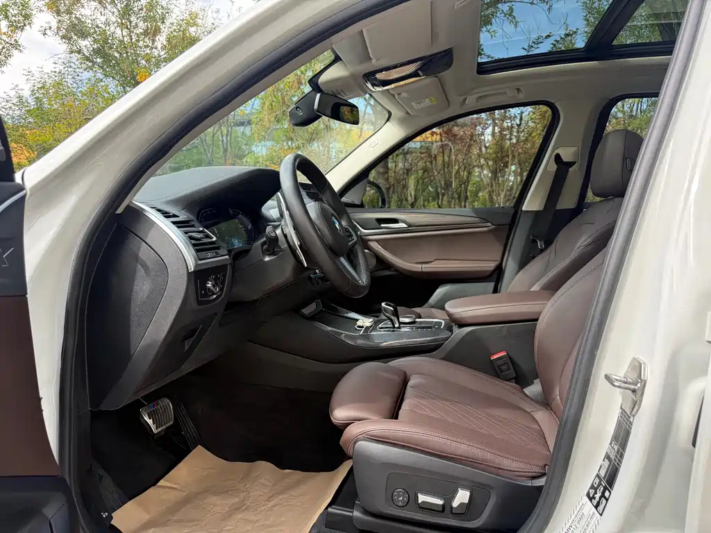 BMW X3 — миниатюра 7