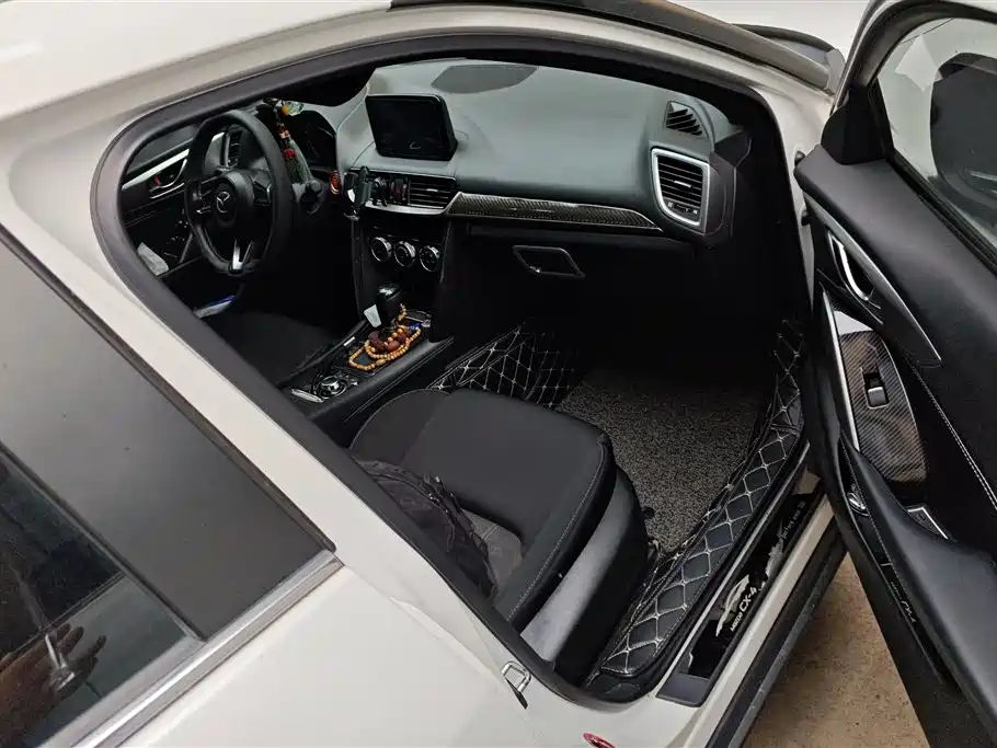 Mazda CX-4 2018 2.0L AT V