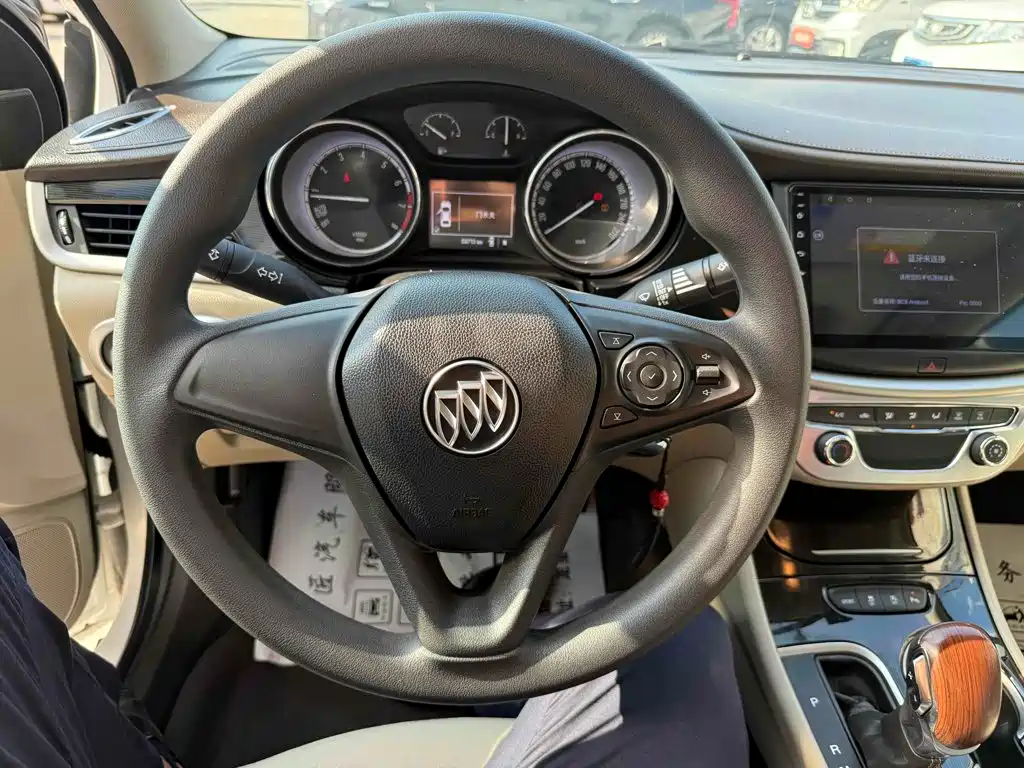 Buick Verano — миниатюра 14