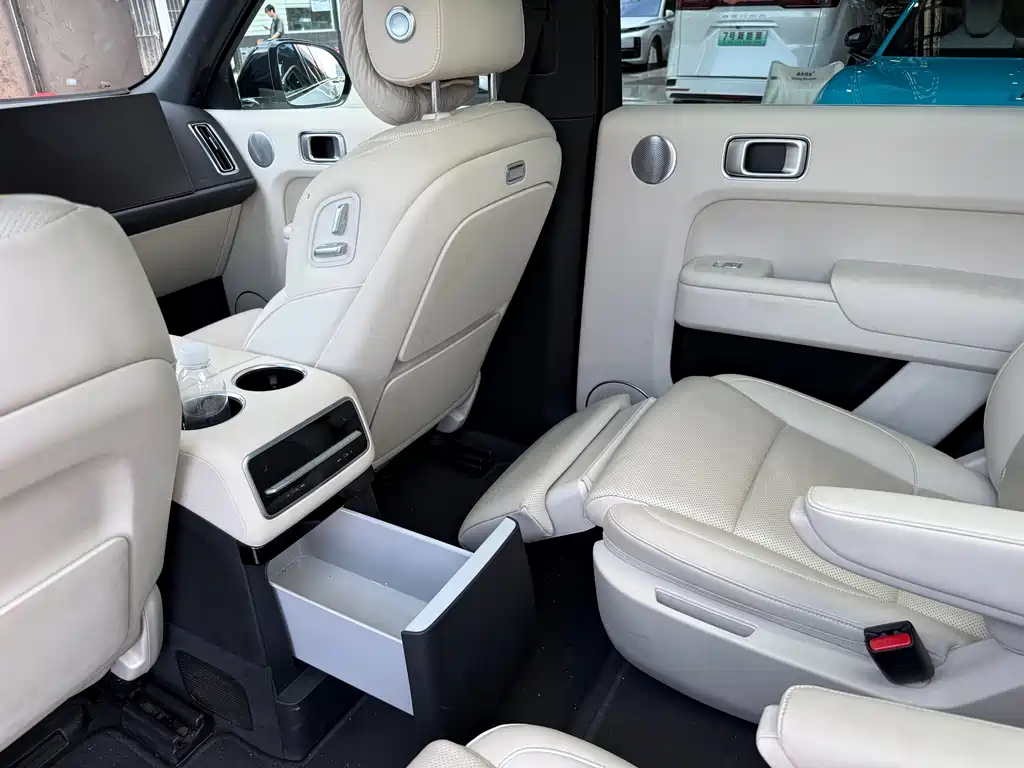 Li Auto Li L9 — миниатюра 6