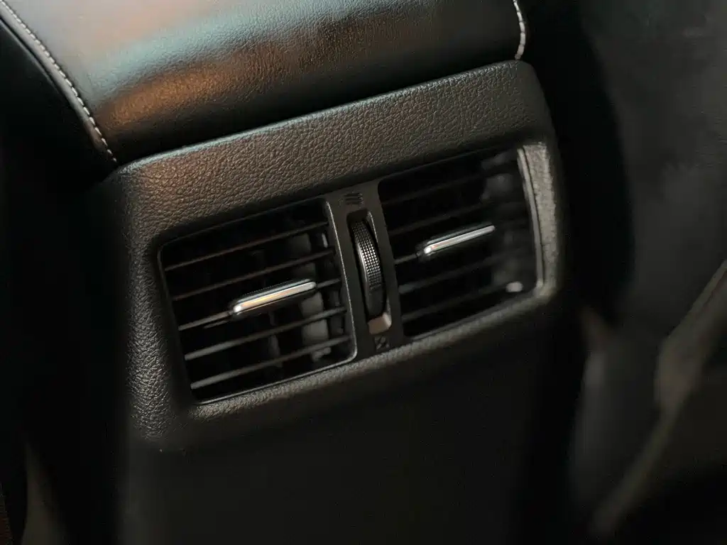 Nissan Sylphy — миниатюра 16