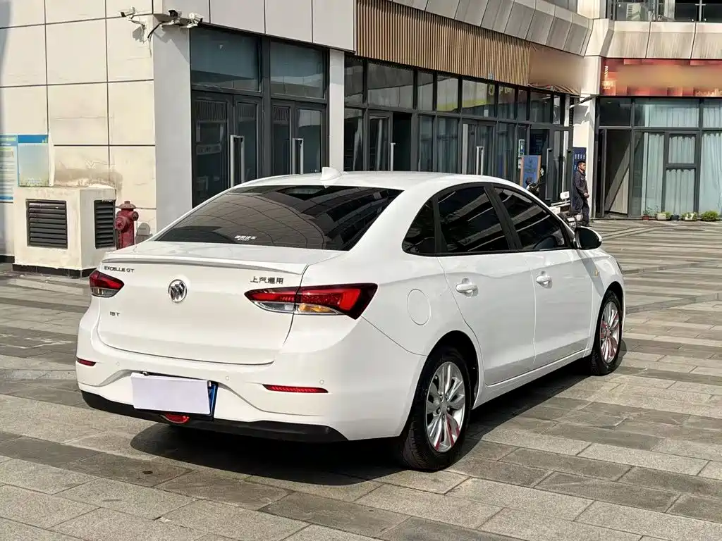 Buick Excelle — миниатюра 7