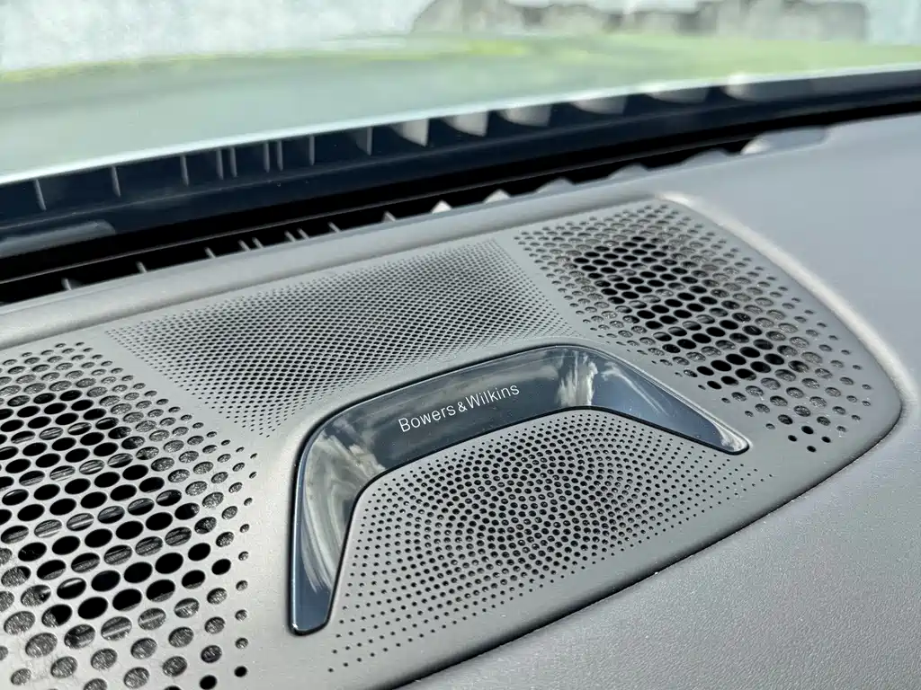 BMW 7 Series — миниатюра 19