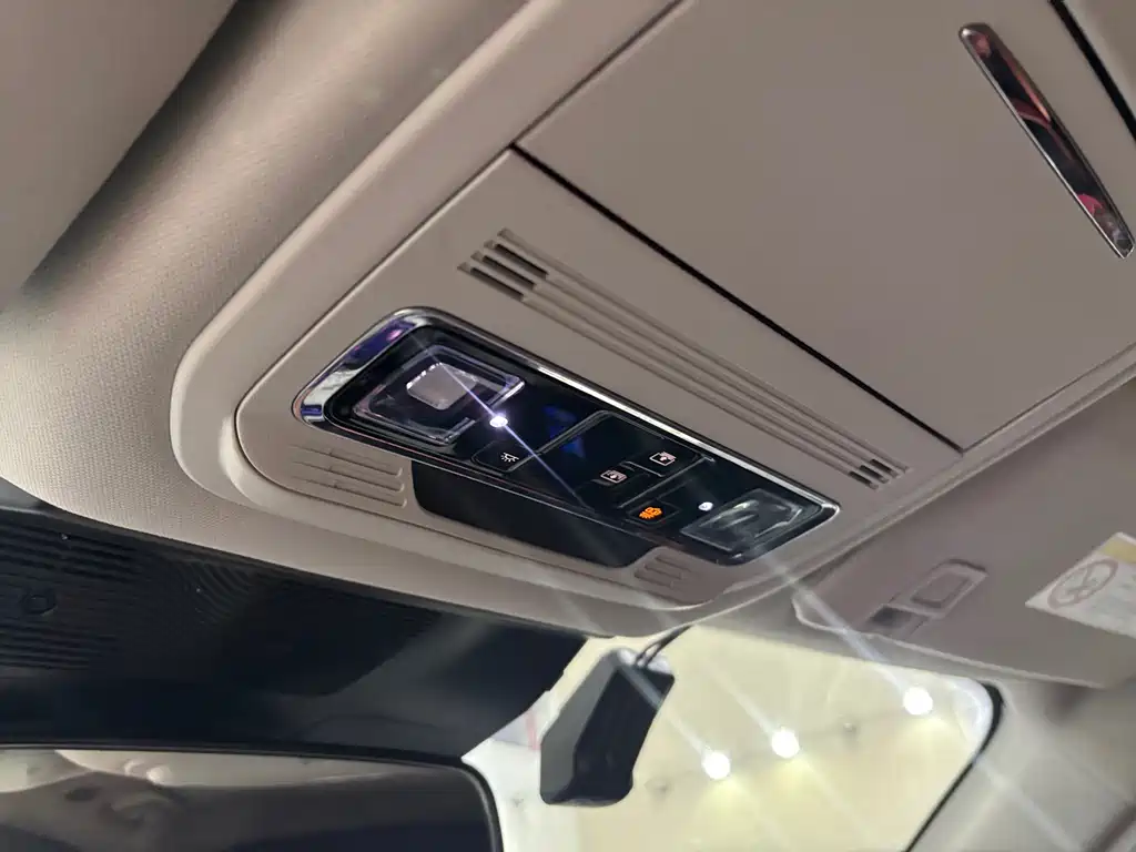 Lincoln Z — миниатюра 26
