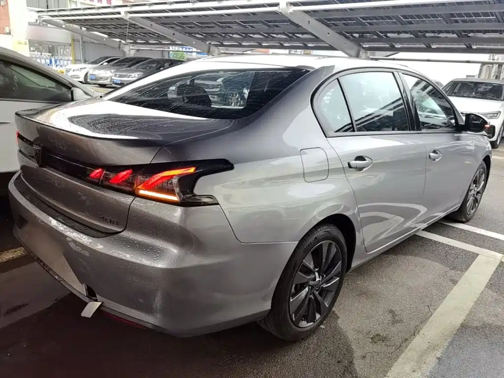 Peugeot 408 — миниатюра 7