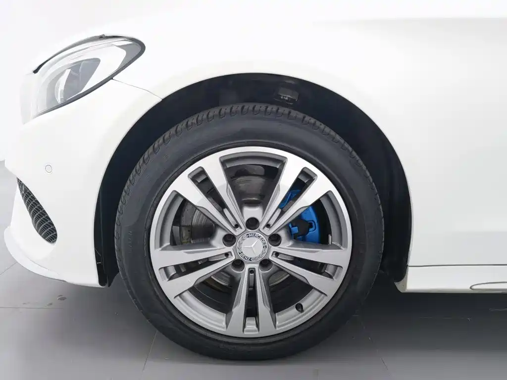 Mercedes-Benz C-Class — миниатюра 17