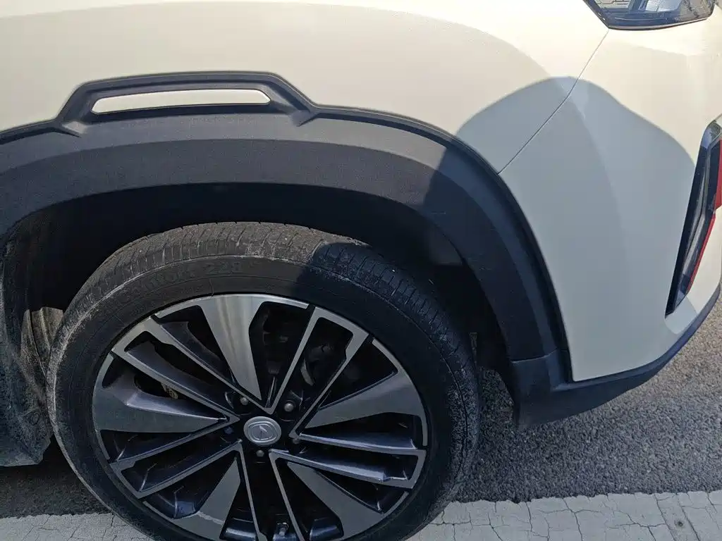 Changan CS35PLUS — миниатюра 8