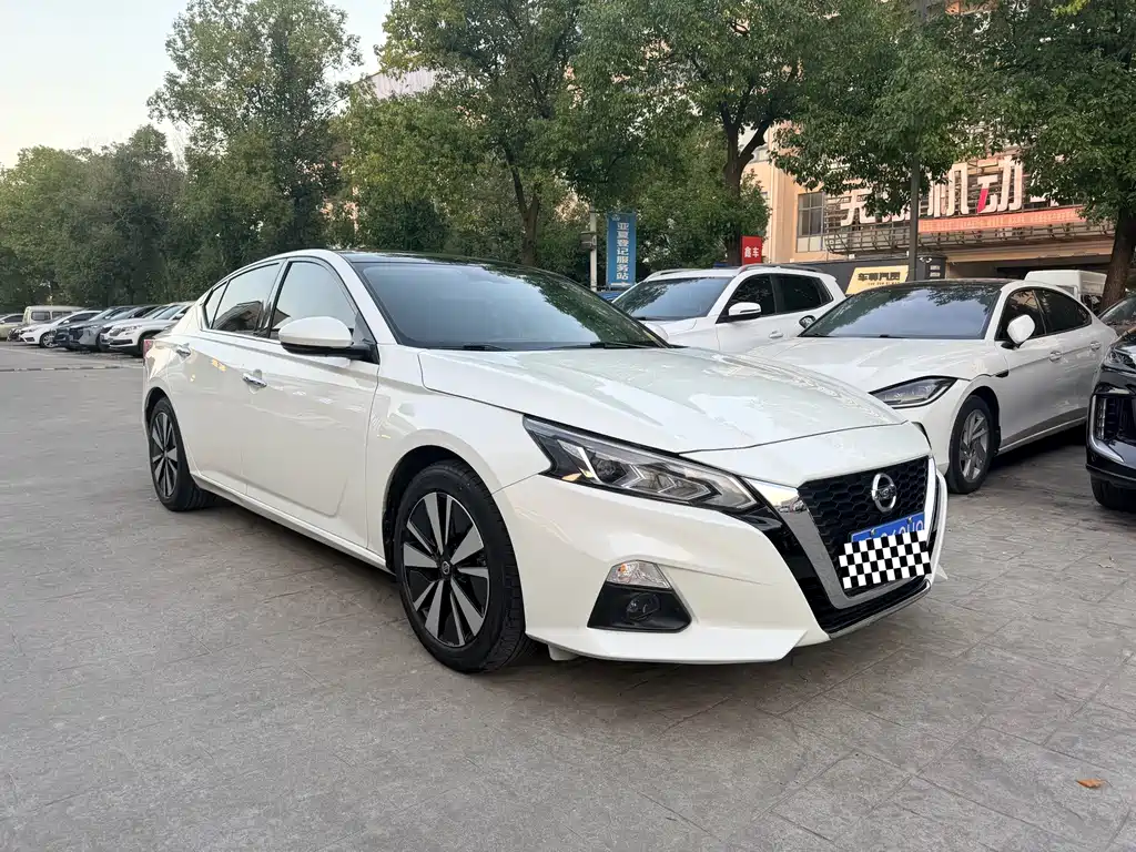 Nissan Teana — миниатюра 3