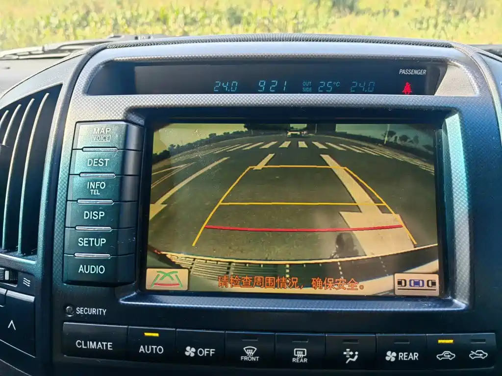 Toyota Land Cruiser — миниатюра 11