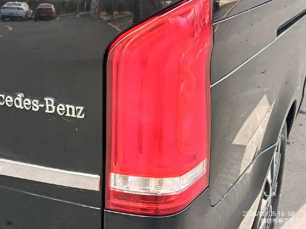 MERCEDES-BENZ VITO