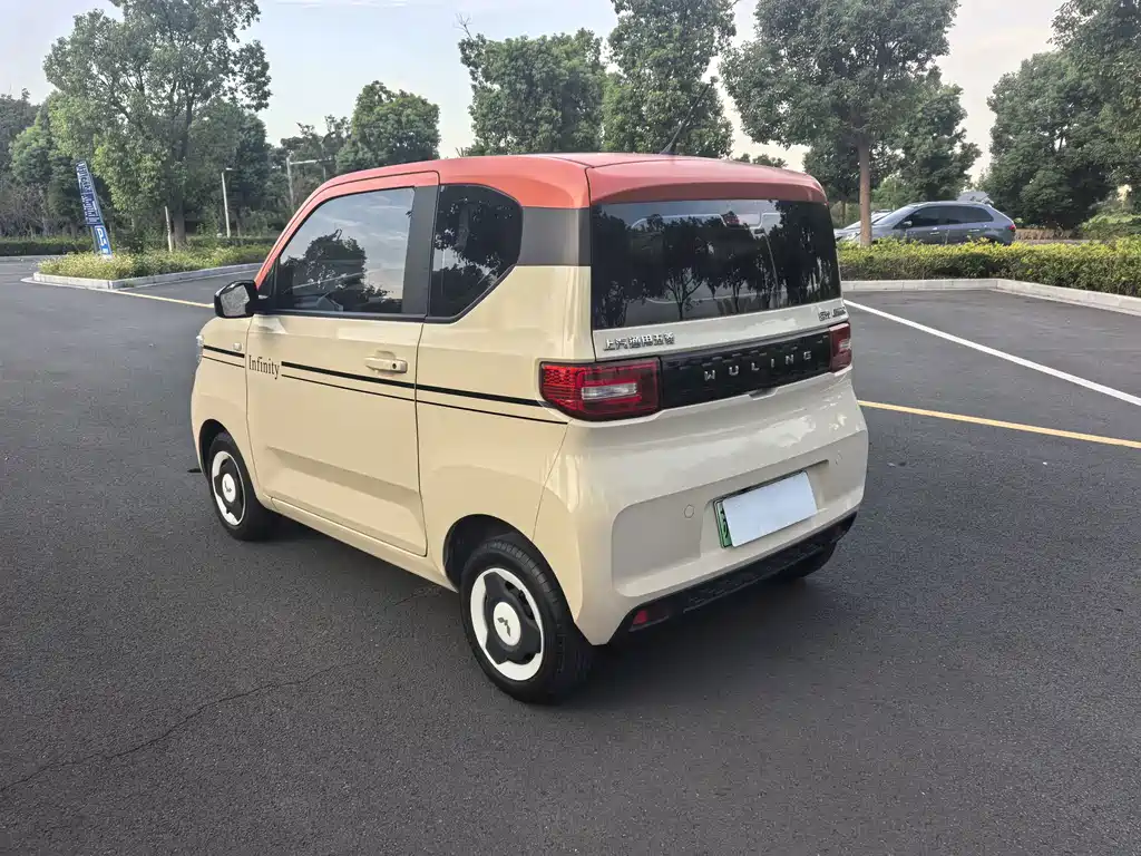 Wuling MINIEV — миниатюра 7
