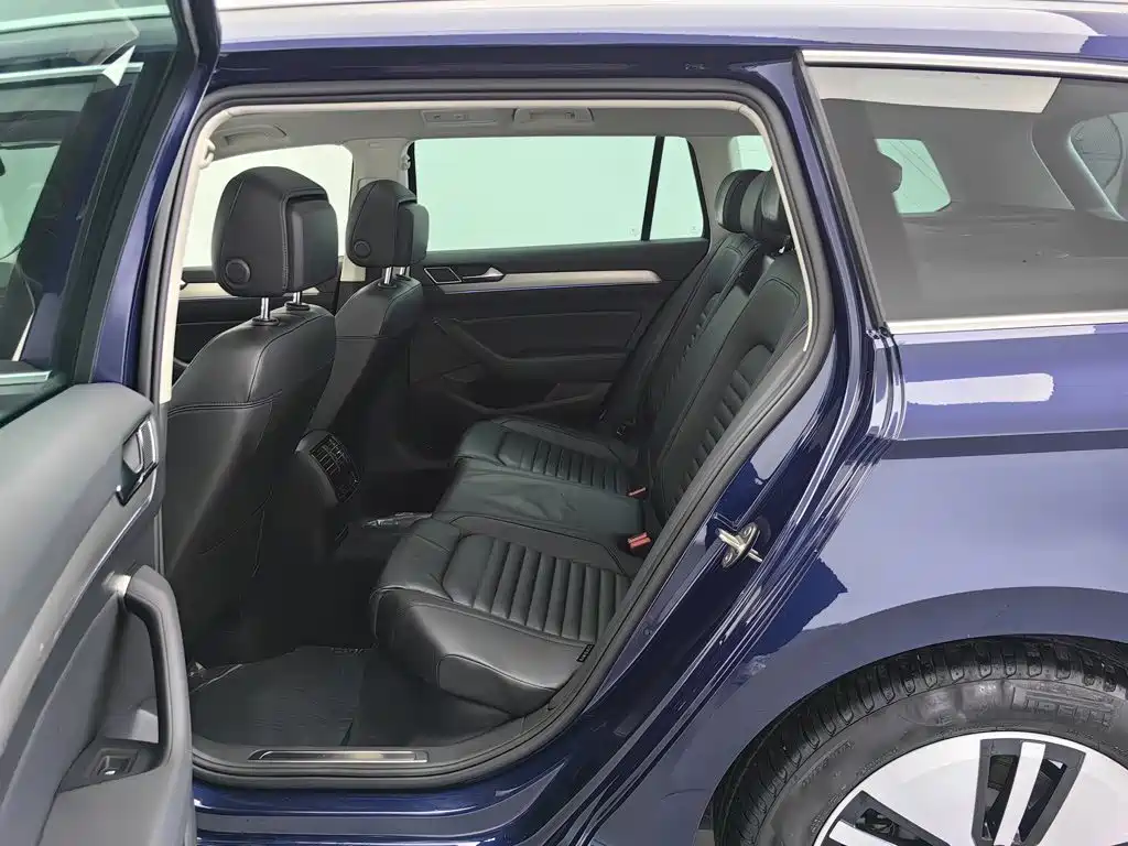 Volkswagen Viloran New Energy — миниатюра 15