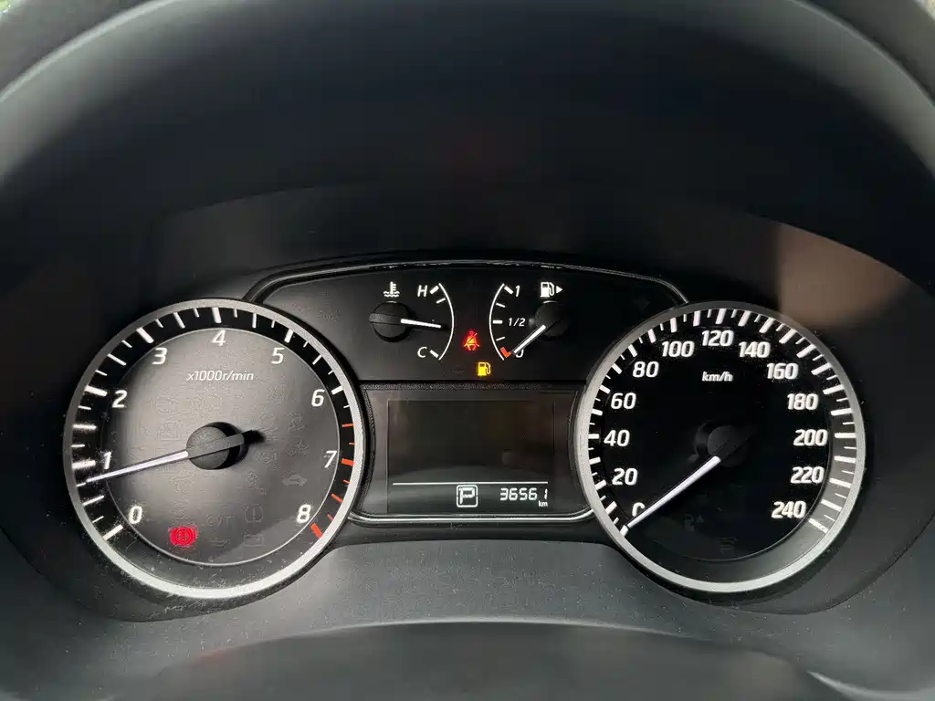 Nissan Sylphy — миниатюра 13