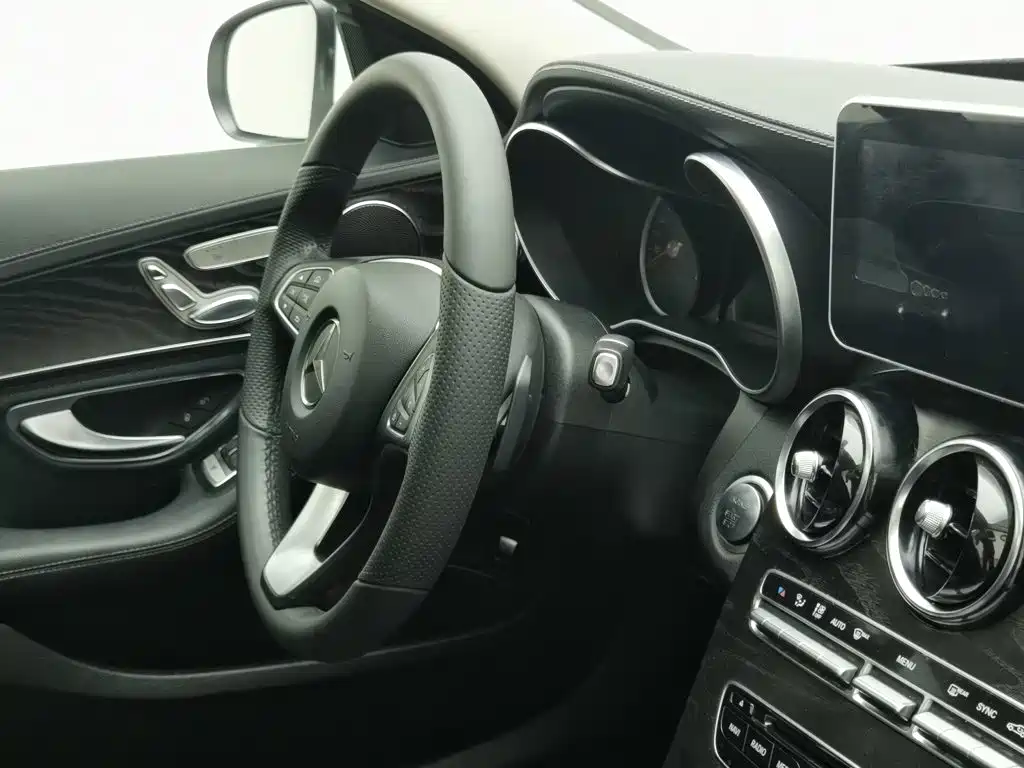 Mercedes-Benz C-Class — миниатюра 22