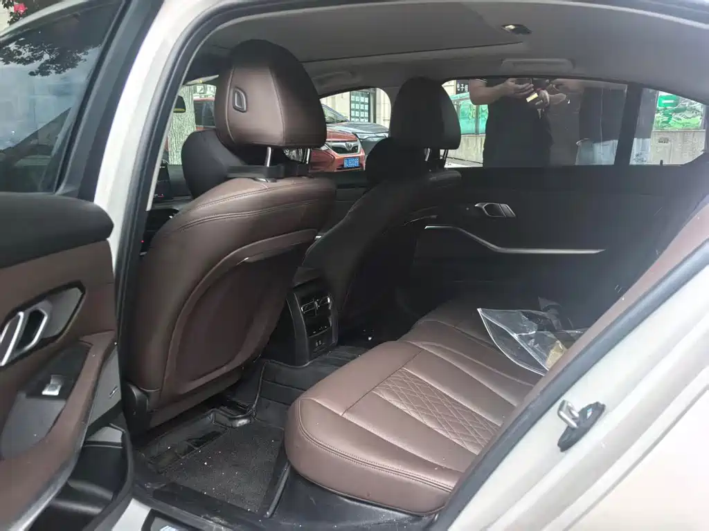 BMW 3 Series 3 2025 330Li M Sport
