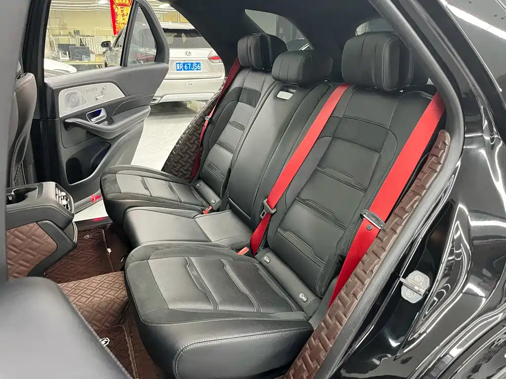 Mercedes-Benz GLE AMG — миниатюра 17