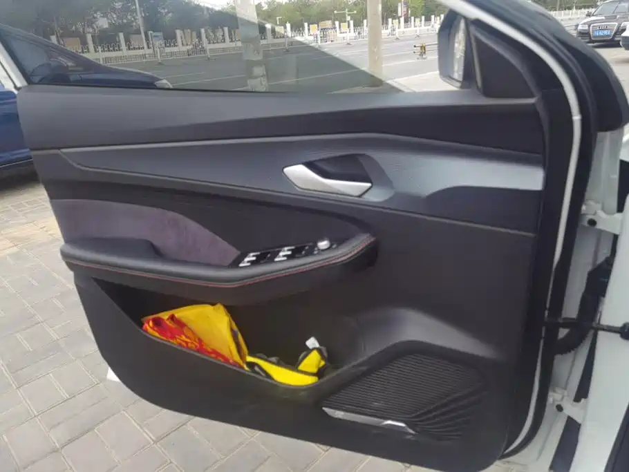 Geely Binrui — миниатюра 7