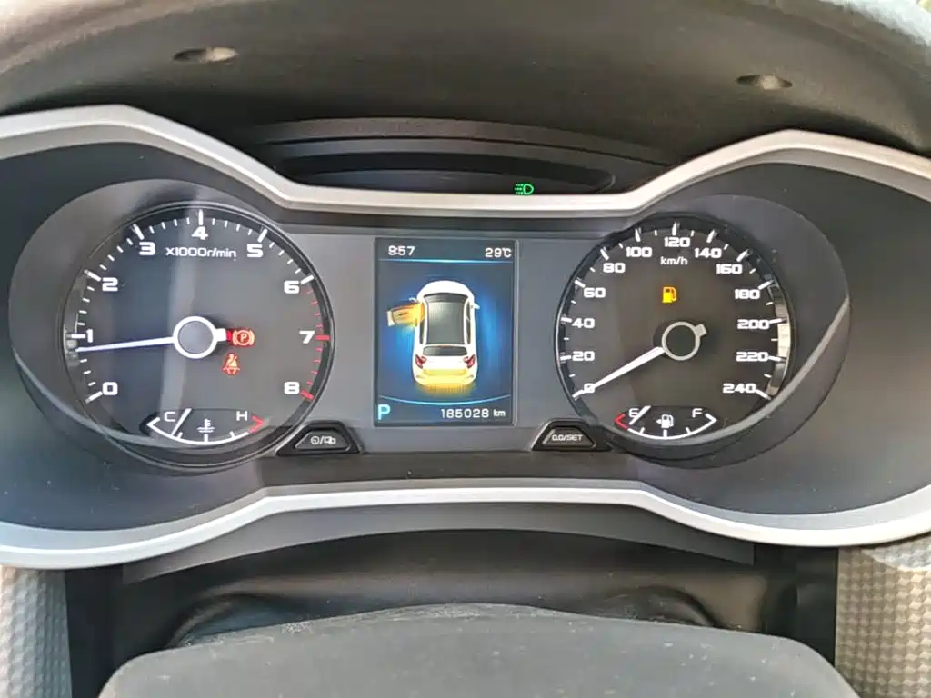 Geely Emgrand GS — миниатюра 12
