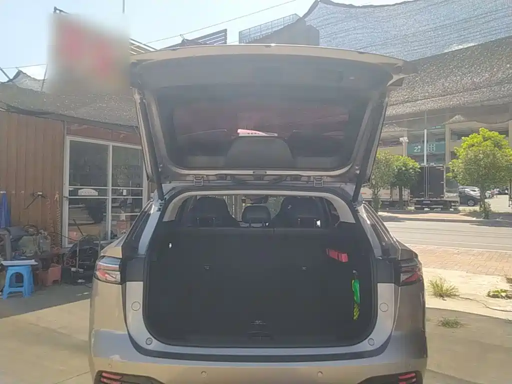Roewe RX5 — миниатюра 19