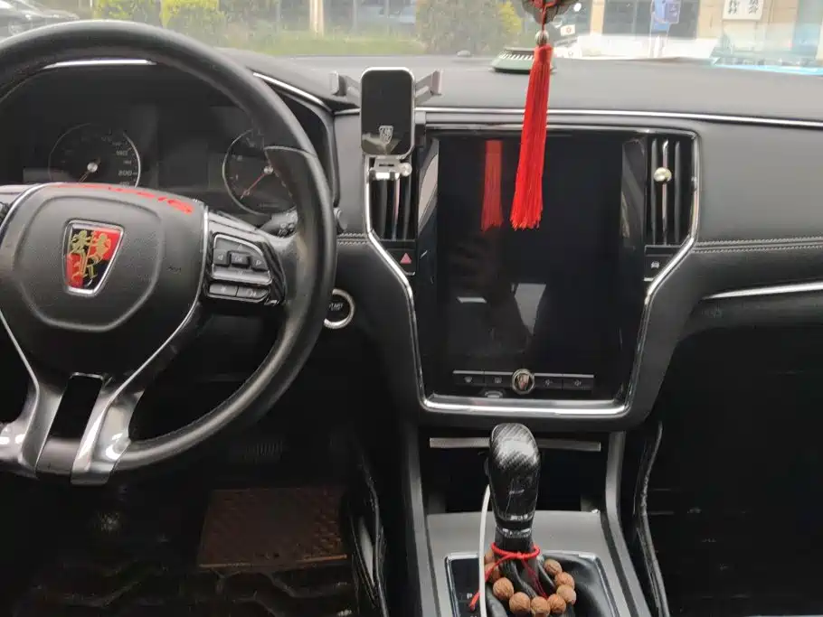 Roewe i6 Classic — миниатюра 13