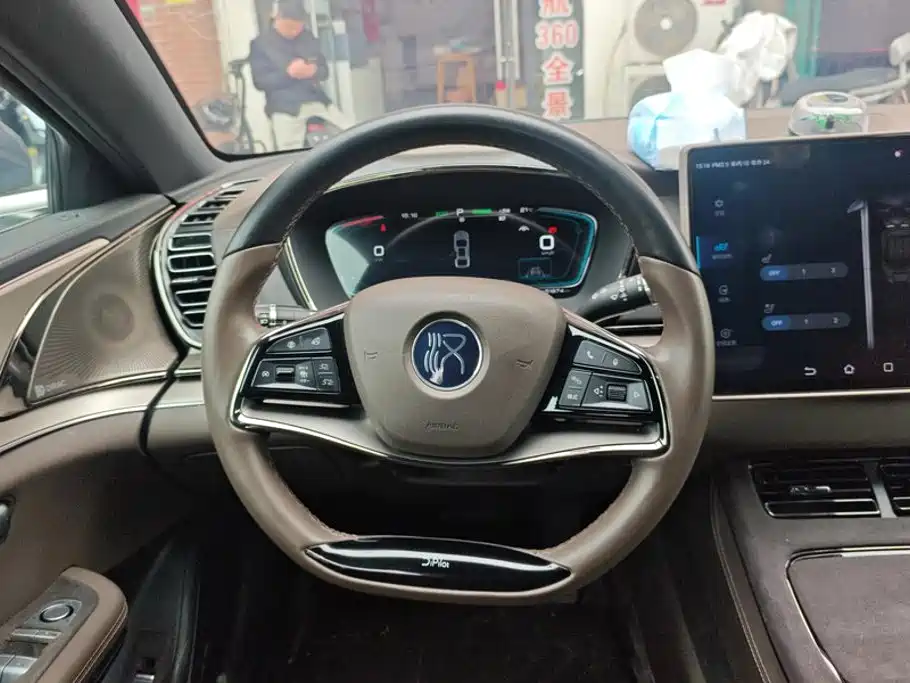 BYD Han — миниатюра 15