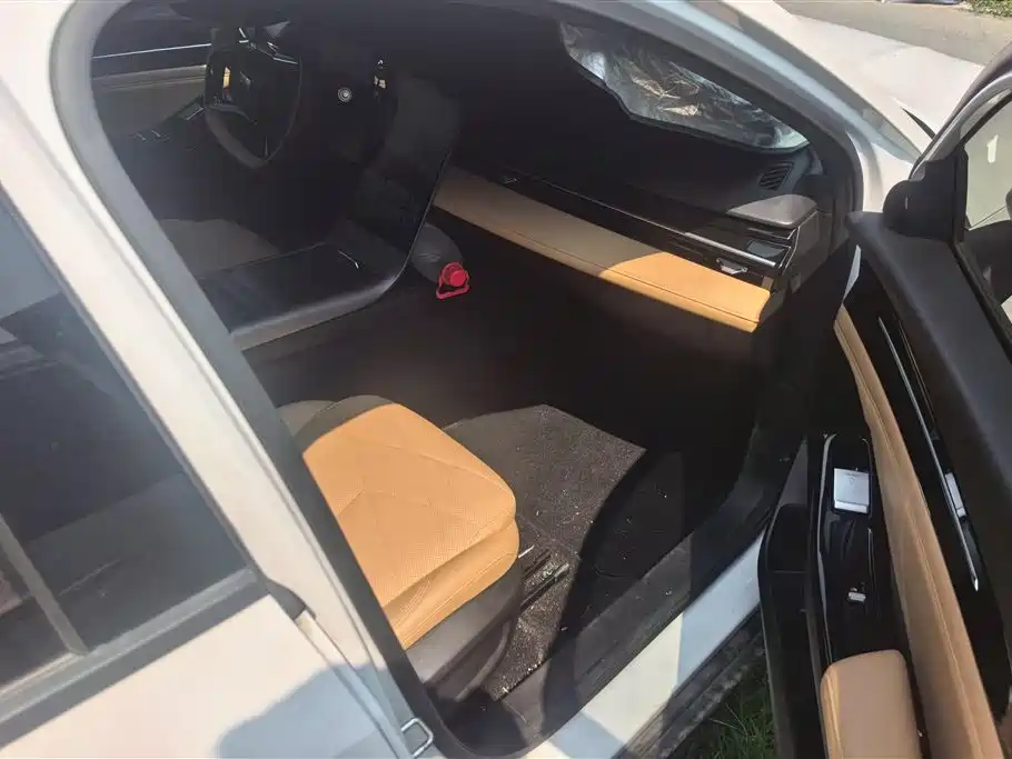Geely Galaxy Galaxy L6 L6 2023 125km PLUS