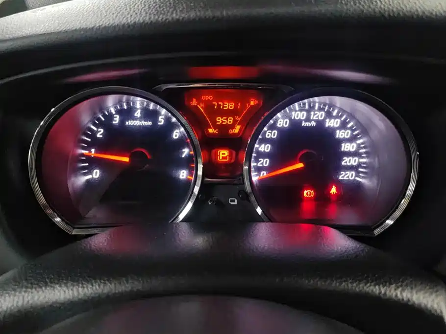 Nissan Livina — миниатюра 14