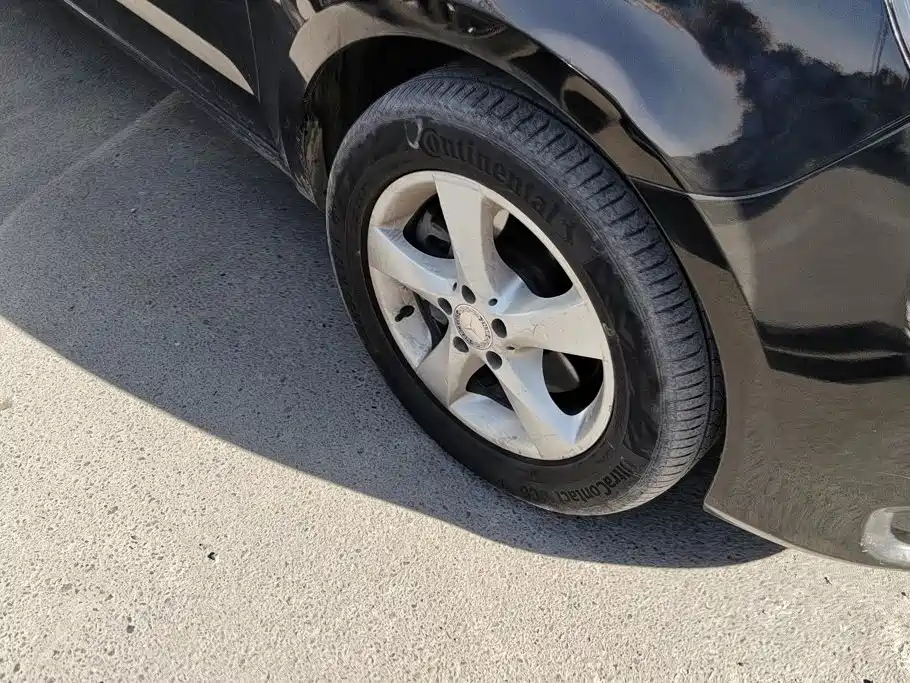 Mercedes-Benz Vito — миниатюра 6