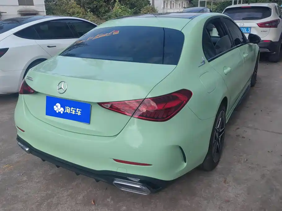 Mercedes-Benz C-Class — миниатюра 3