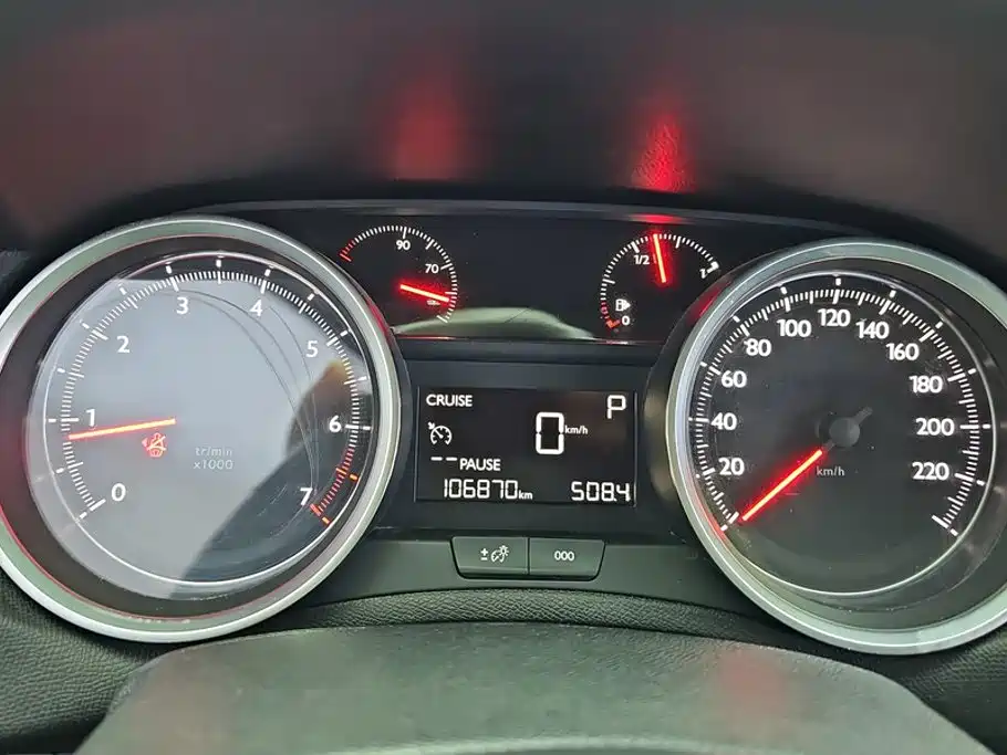 Peugeot 408 — миниатюра 14