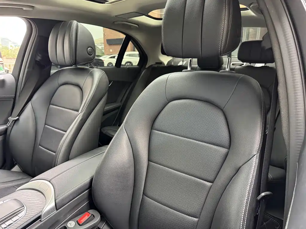 Mercedes-Benz C-Class — миниатюра 18