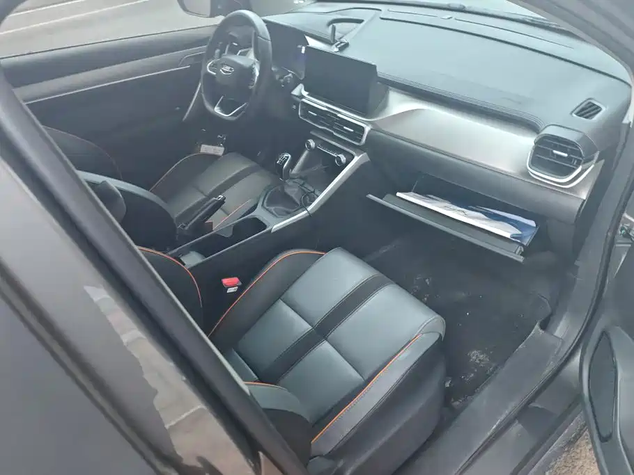 Geely Binyue — миниатюра 8