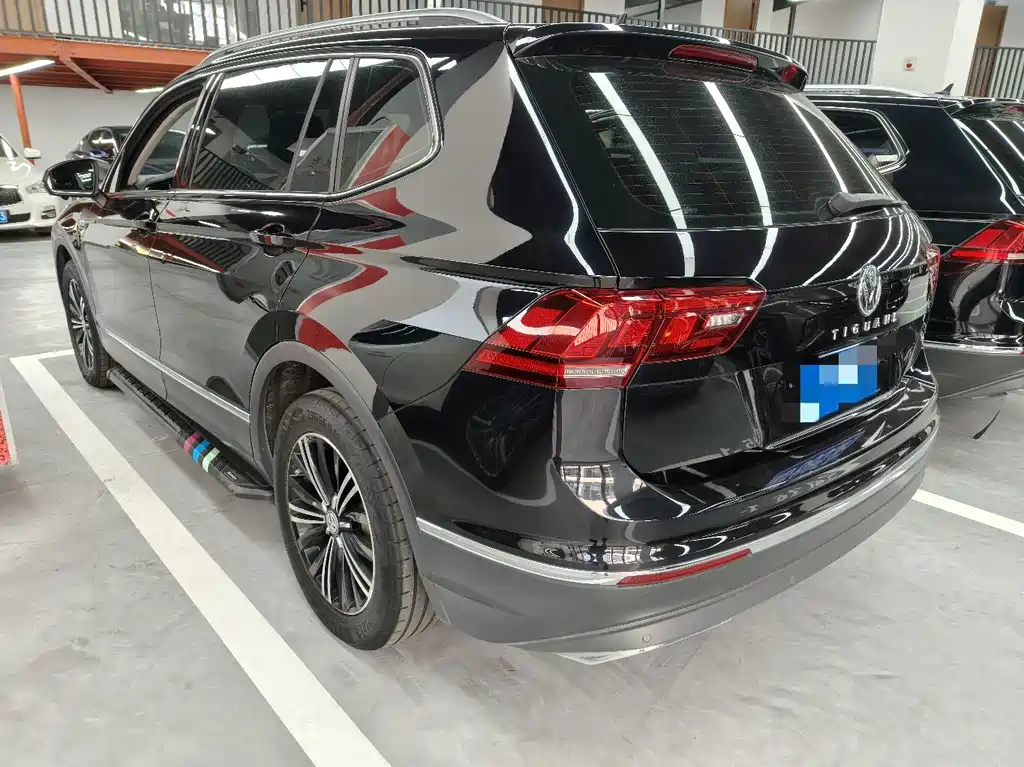 Volkswagen Tiguan L — миниатюра 10