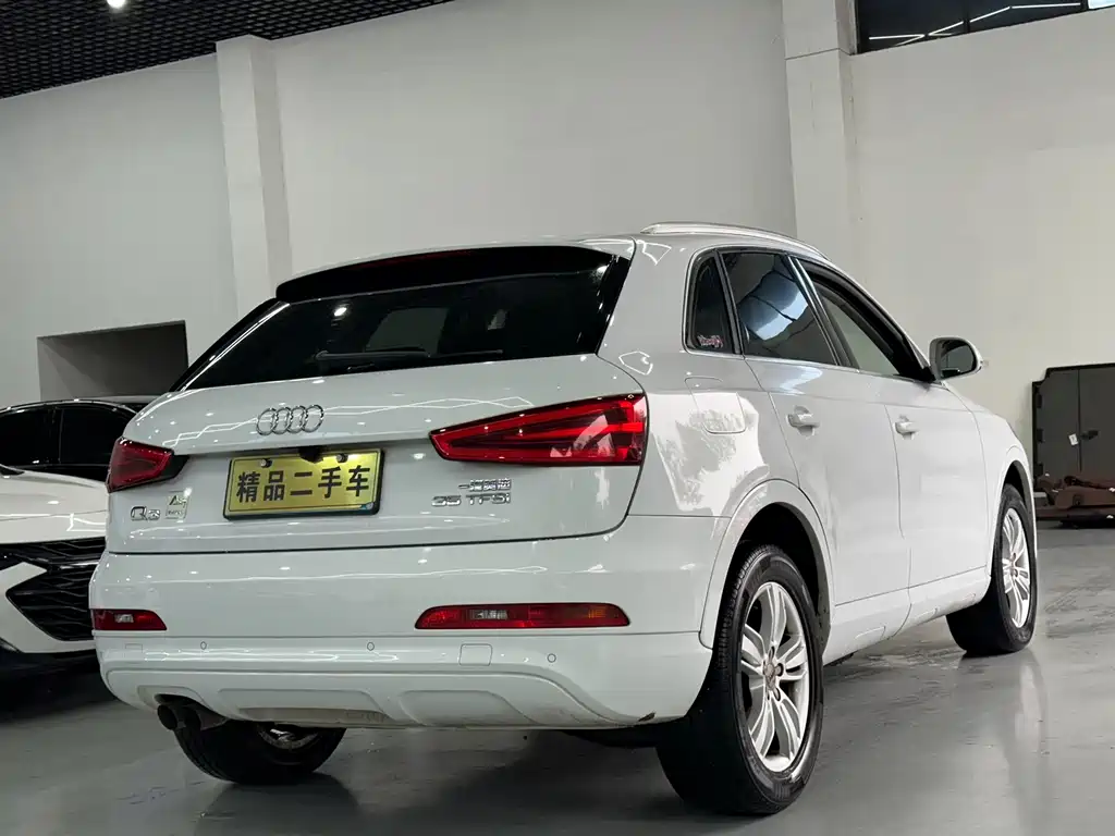 Audi Q3 — миниатюра 11