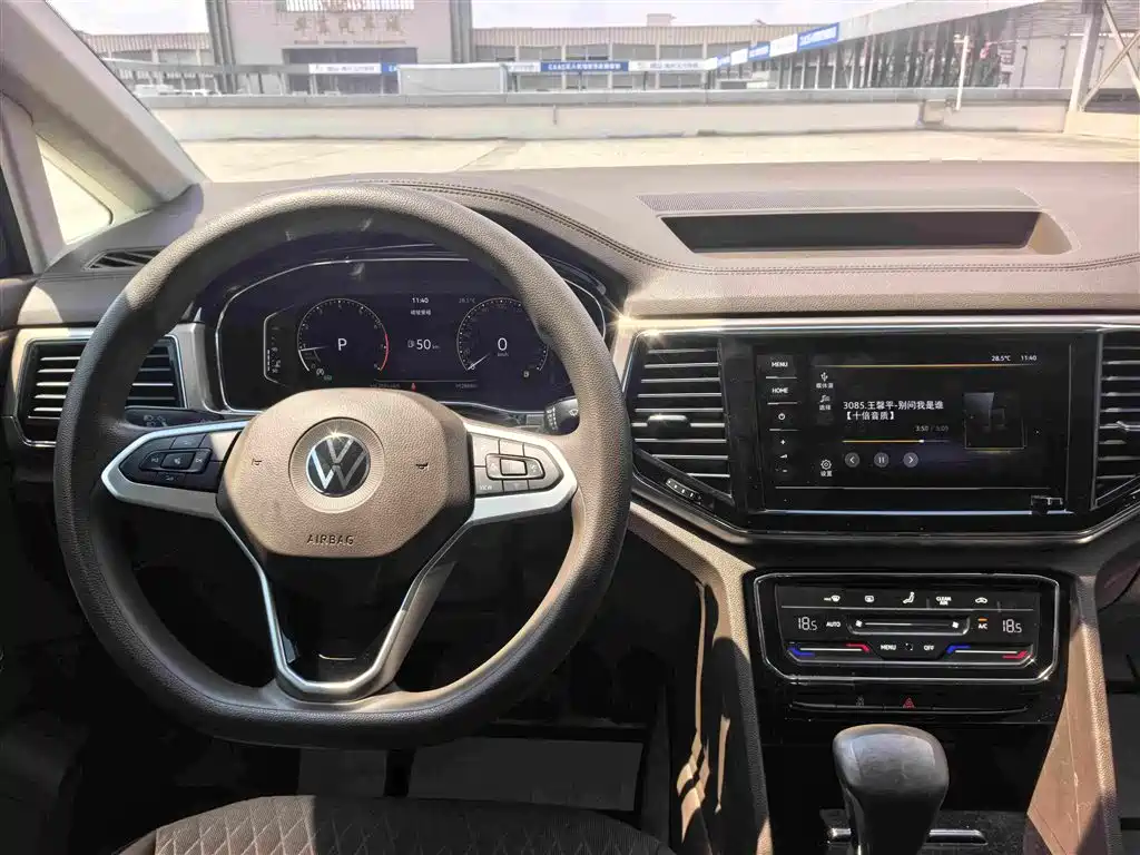 Volkswagen Viloran — миниатюра 11